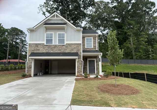 Photo 1 of Single family home for sale at 5915 Titan Ln Sw, Mableton, GA 30126 | MLS# 10687389 | Listing updated on 2026-08-17