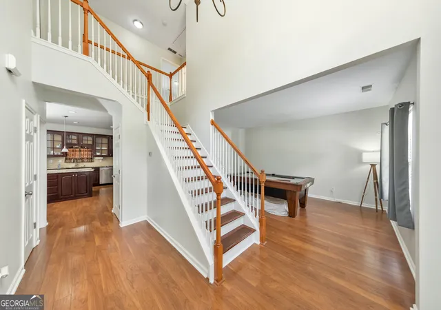 Photo 3 of Single family home for sale at 221 Courtland Oaks Dr Sw, Marietta, GA 30060 | MLS# 10801739 | Listing updated on 2026-08-06