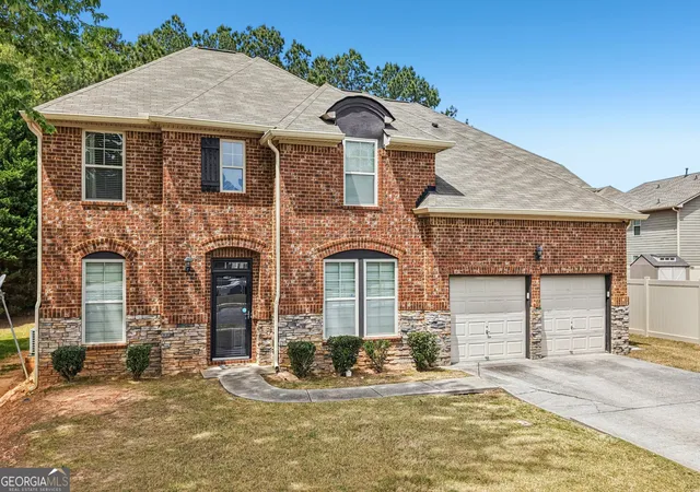 Photo 1 of Single family home for sale at 370 Windsor Way, Fairburn, GA 30213 | MLS# 10732880 | Listing updated on 2026-06-18