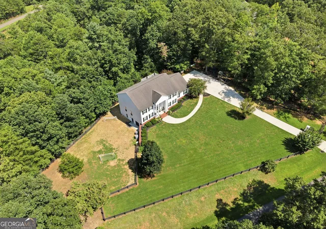 Photo 2 of Single family home for sale at 171 Hat Creek Rdg, Dawsonville, GA 30534 | MLS# 10815251 | Listing updated on 2026-09-01