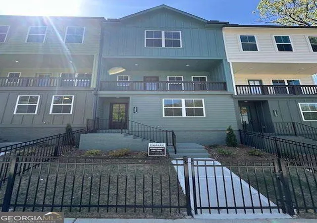 2nd image of 1361 Breezy Street Se #107, Atlanta, GA 30315 | MLS# 10826132
