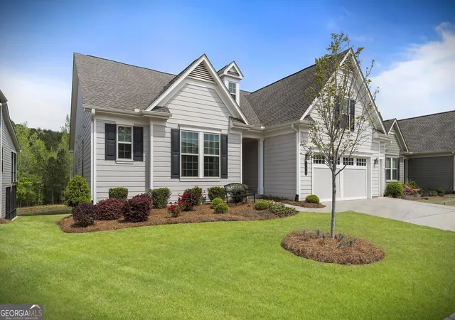 Homes for sale in Peachtree City, GA | 408 Cottonwood Cir, Peachtree City, GA 30269 | MLS# 10775241