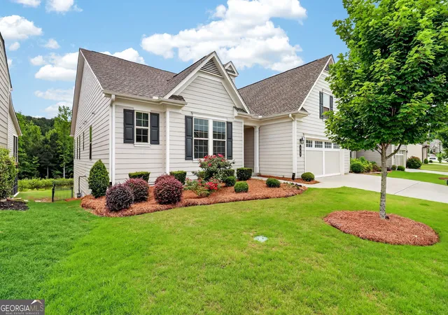 Homes for sale in Peachtree City, GA | 408 Cottonwood Cir, Peachtree City, GA 30269 | MLS# 10775241