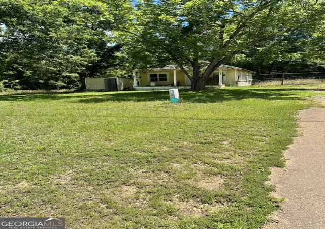 Photo 3 of Land for sale at 2883 Highway 441 S, Commerce, GA 30530 | MLS# 10470241 | Listing updated on 2026-04-22
