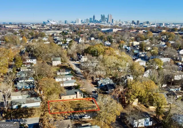 1st image of 1065 Sims St Sw, Atlanta, GA 30310 | MLS# 10760079