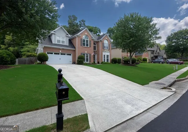 2nd image of 1595 Highland Oaks Wy, Lawrenceville, GA 30043 | MLS# 10829956