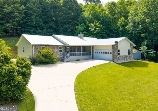 2nd image of 810 Hog Creek Rd, Hiawassee, GA 30546 | MLS# 10792922