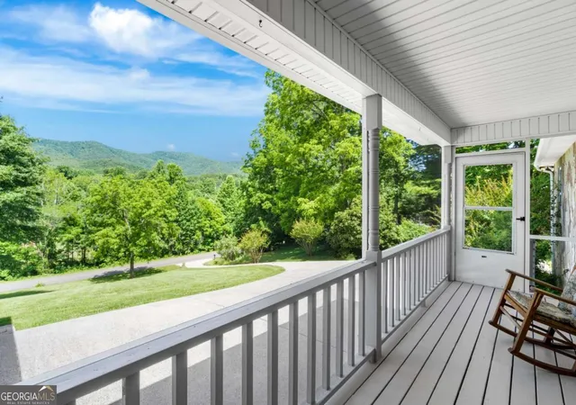Photo 4 of Single family home for sale at 810 Hog Creek Rd, Hiawassee, GA 30546 | MLS# 10792922 | Listing updated on 2026-08-24