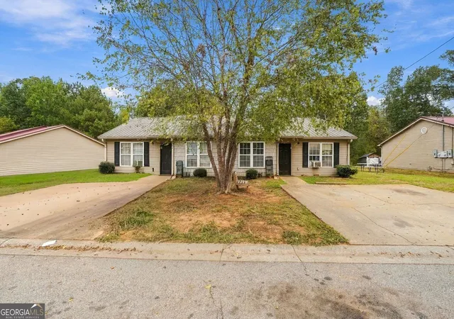 Multi family home for sale at 324 Avalon Dr, Carrollton, GA 30117 | MLS# 10871809