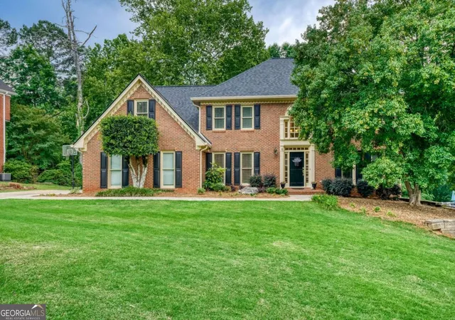 2nd image of 245 Emily Dr Sw, Lilburn, GA 30047 | MLS# 10793236