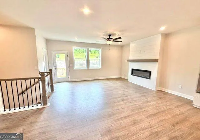 Photo 3 of Townhouse for sale at 364 Sunset Hollow St, Sugar Hill, GA 30518 | MLS# 10803511 | Listing updated on 2026-10-08