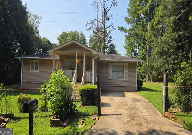 Photo 1 of Single family home for sale at 2933 Coffer Dr, Ellenwood, GA 30294 | MLS# 10875271 | Listing updated on 2026-10-29