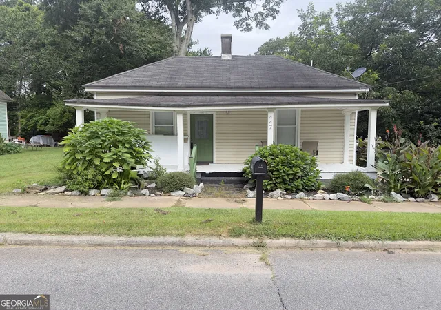 1st image of 447 N 9th St, Griffin, GA 30223 | MLS# 10809292