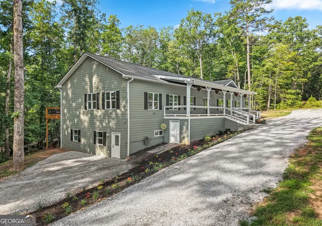 Photo 2 of Single family home for sale at 684 Mccrackin Rd, Lakemont, GA 30552 | MLS# 10807014 | Listing updated on 2026-07-30