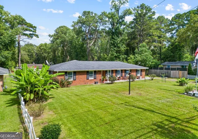 Homes for sale in Savannah, GA | 5528 Garrard Ave, Savannah, GA 31405 | MLS# 10801689