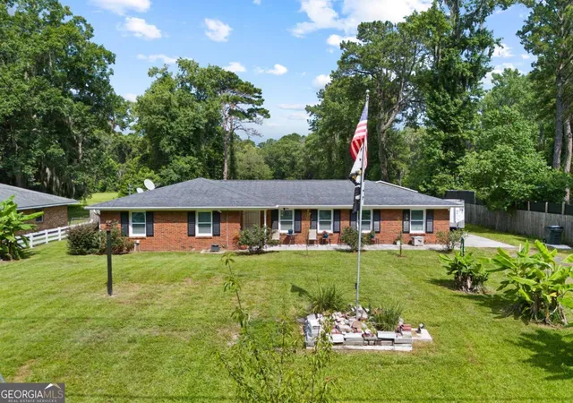 Homes for sale in Savannah, GA | 5528 Garrard Ave, Savannah, GA 31405 | MLS# 10801689
