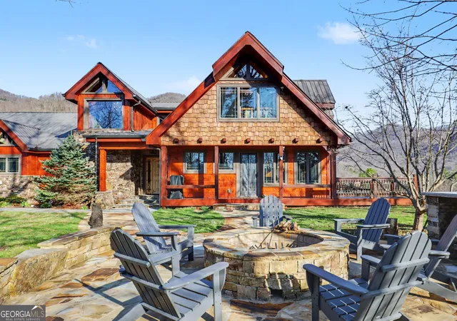 Photo 3 of Single family home for sale at 4760 Anderson Rd, Hiawassee, GA 30546 | MLS# 10718570 | Listing updated on 2026-04-09