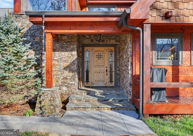 Photo 3 of Single family home for sale at 4760 Anderson Rd, Hiawassee, GA 30546 | MLS# 10718570 | Listing updated on 2026-04-09