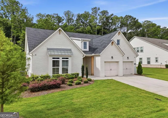Photo 3 of Single family home for sale at 6525 Namon Valley Dr, Cumming, GA 30028 | MLS# 10812413 | Listing updated on 2026-09-17