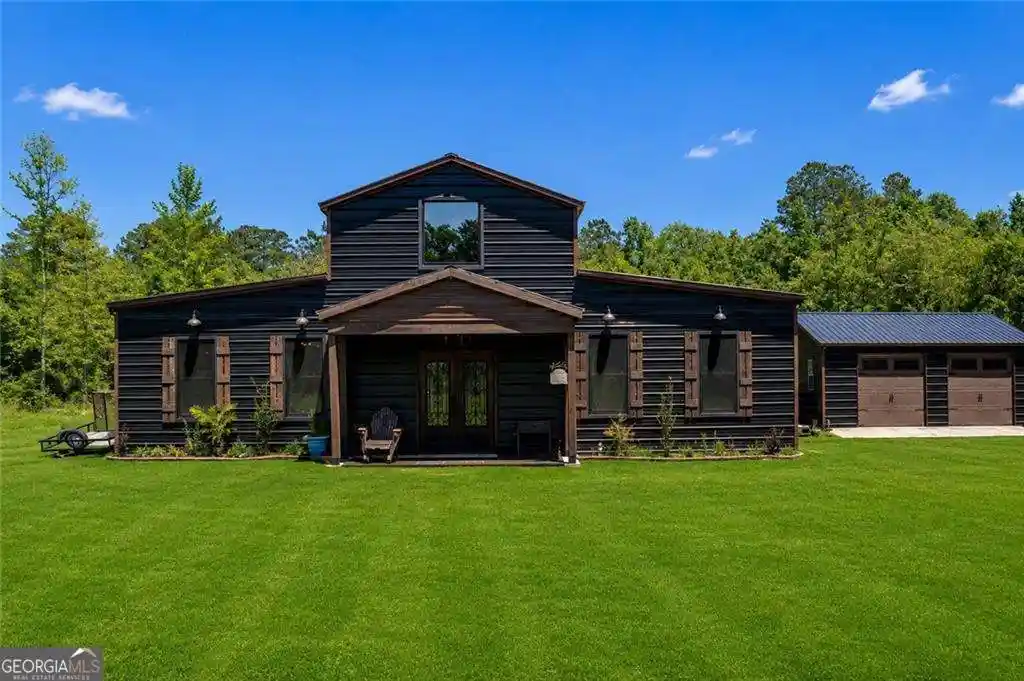 Photo 1 of Single family home for sale at 8300 Ga Hwy 17 N, Newington, GA 30446 | MLS# 10781785 | Listing updated on 2026-10-25