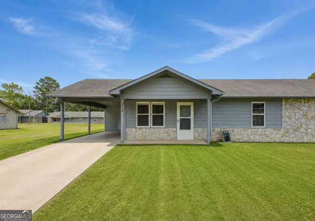 Photo 3 of Multi family home for sale at 224 C And D Hennon Dr, Rome, GA 30165 | MLS# 10794168 | Listing updated on 2026-09-17