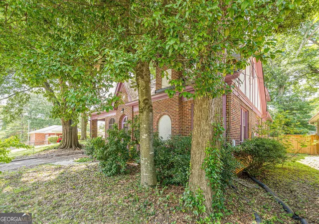 Photo 3 of Sale Pending at 1449 Glenwood Ave Se, Atlanta, GA 30316 | MLS# 10790037 | Listing updated on 2026-09-08