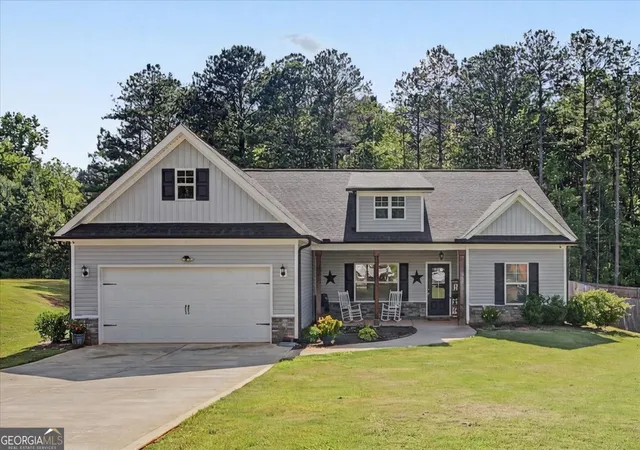 3rd image of 119 Holly Farms Ct, Rockmart, GA 30153 | MLS# 10780493