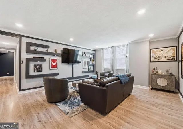 Photo 2 of Condo for sale at 2965 Pharr Ct S Nw #512, Atlanta, GA 30305 | MLS# 10715323 | Listing updated on 2026-06-04