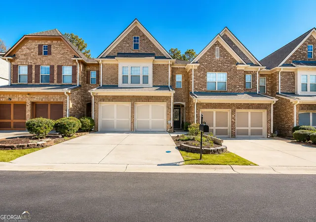 Photo 2 of Townhouse for sale at 1615 Faircrest Ln, Alpharetta, GA 30004 | MLS# 10833775 | Listing updated on 2026-09-05