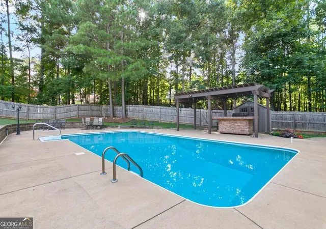 Photo 3 of Single family home for sale at 307 Tall Pines Ct, Canton, GA 30114 | MLS# 10826263 | Listing updated on 2026-08-29