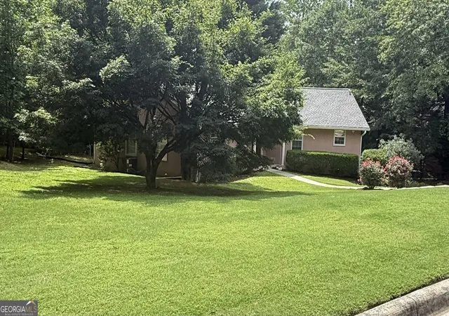 Photo 3 of Single family home for sale at 4221 Riverlake Wy, Snellville, GA 30039 | MLS# 10795998 | Listing updated on 2026-08-23