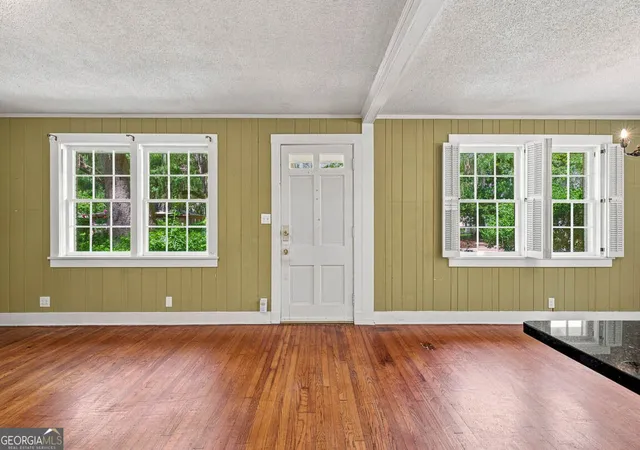 Photo 2 of Single family home for sale at 1222 Pine Ave, Brunswick, GA 31520 | MLS# 10821311 | Listing updated on 2026-09-20