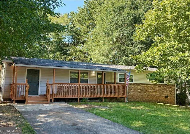 Photo 1 of Single family home for sale at 1414 Sycamore Dr Nw, Kennesaw, GA 30152 | MLS# 10832049 | Listing updated on 2026-09-05