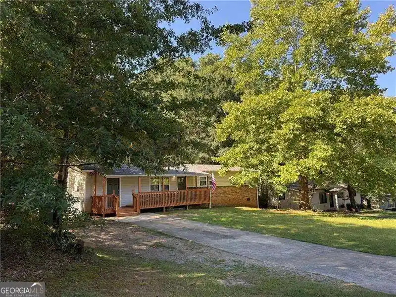 Single family home for sale at 1414 Sycamore Dr Nw, Kennesaw, GA 30152 | MLS# 10832049