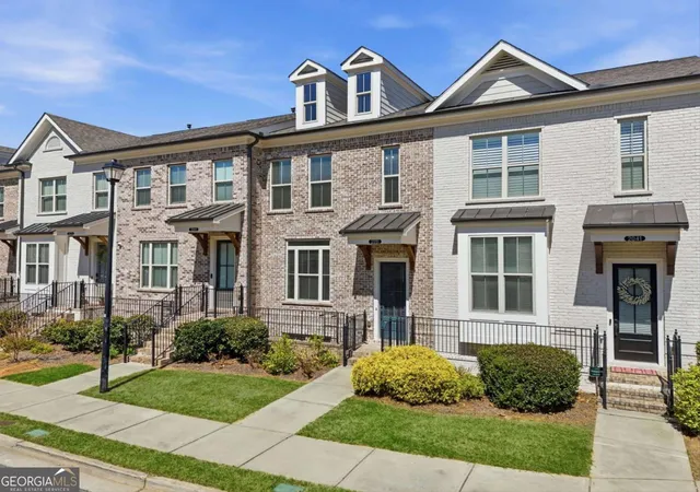 Homes for sale in Duluth, GA | 2051 Glenview Park Cir, Duluth, GA 30097 | MLS# 10719535