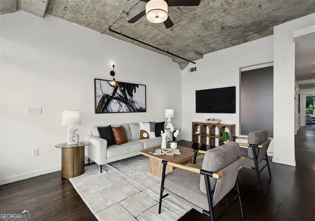 Photo 3 of Condo for sale at 890 Memorial Dr SE #306, Atlanta, GA 30316 | MLS# 10820130 | Listing updated on 2026-08-20