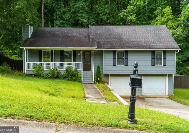 1st image of 2641 Foxglove Dr Sw, Marietta, GA 30064 | MLS# 10810555