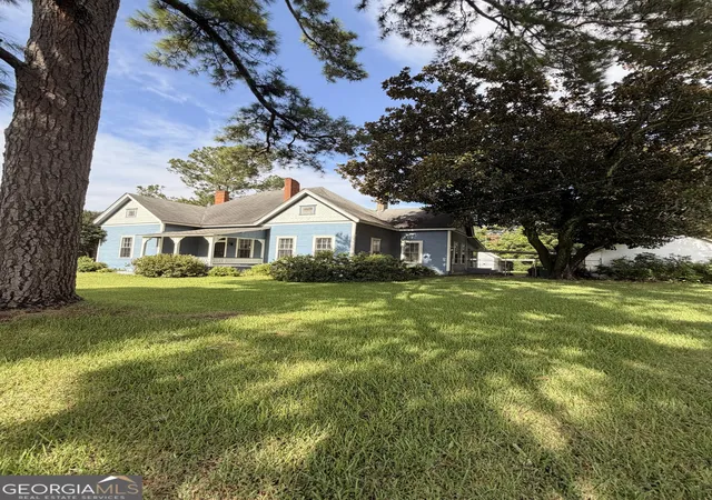 Photo 3 of Sale Pending at 592 Pecan St SE, Dawson, GA 39842 | MLS# 10812894 | Listing updated on 2026-09-02