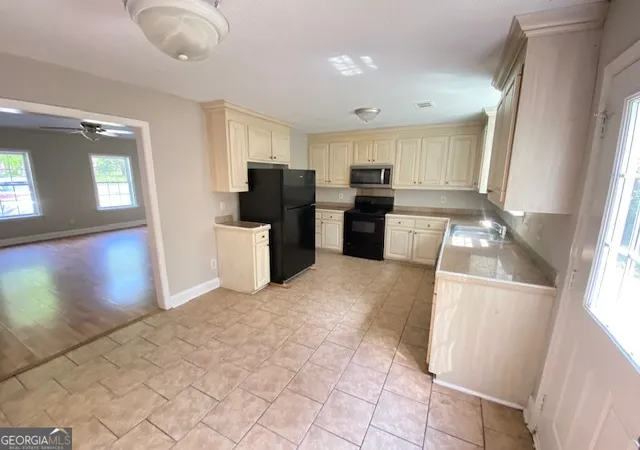 Photo 4 of Sale Pending at 1381 Greentree Pkwy, Macon, GA 31220 | MLS# 10822160 | Listing updated on 2026-09-04