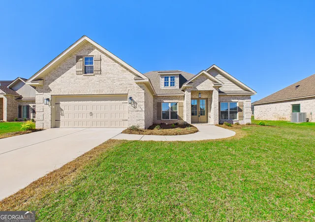 Single family home for sale at 136 Blue Mist Ln, Kathleen, GA 31047 | MLS# 10790344