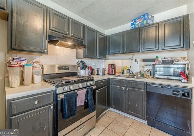 Photo 3 of Sale Pending at 3477 Kingswood Trl, Decatur, GA 30034 | MLS# 10740515 | Listing updated on 2026-07-29