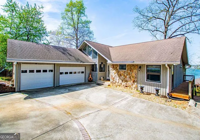 3rd image of 10101 Woodberry Ct, Villa Rica, GA 30180 | MLS# 10732809