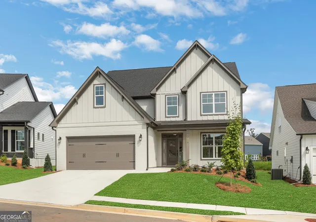 Photo 2 of Single family home for sale at 170 Coffee Ln, Hoschton, GA 30548 | MLS# 10739344 | Listing updated on 2026-09-10