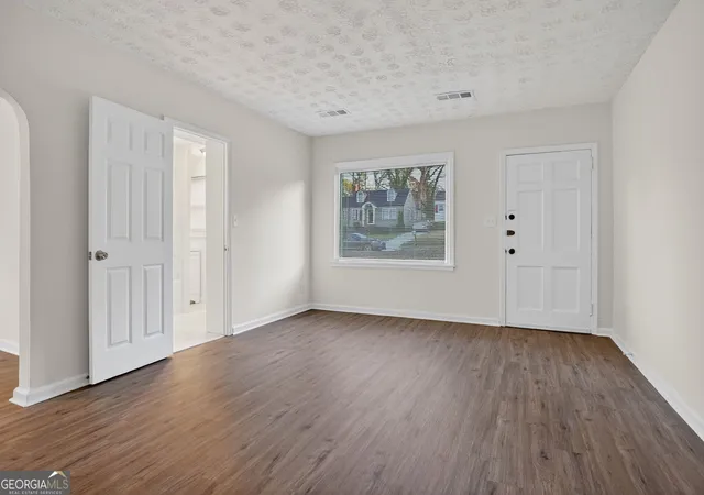 2nd image of 1439 Westboro Dr Sw, Atlanta, GA 30310 | MLS# 10819354