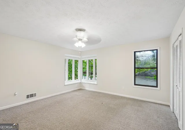 Photo 3 of Sale Pending at 4927 Dillards Mill Wy, Peachtree Corners, GA 30096 | MLS# 10802788 | Listing updated on 2026-10-08
