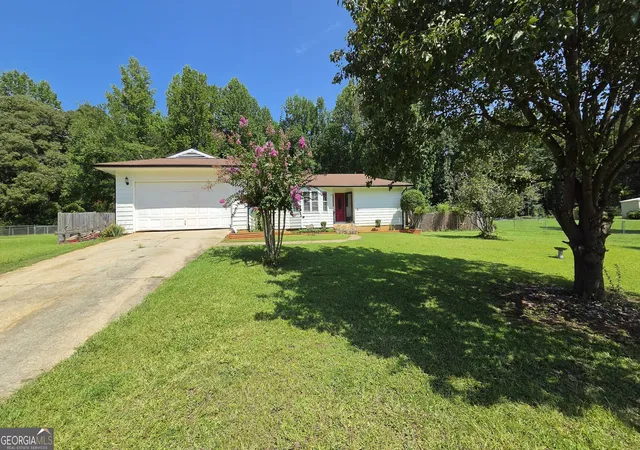 2nd image of 285 Nectarine Dr, Newnan, GA 30265 | MLS# 10824994