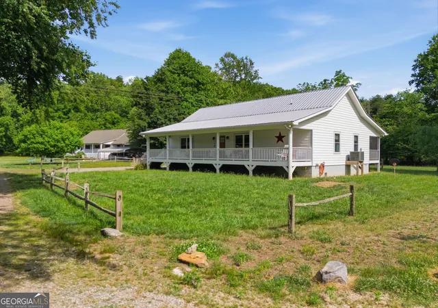 Photo 4 of Single family home for sale at 87 Laughing Waters Ln, Hayesville, NC 28904 | MLS# 10836252 | Listing updated on 2026-08-31