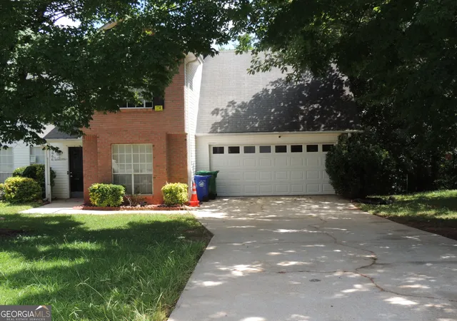 Photo 2 of Sale Pending at 5866 Crescent Ridge Ct, Lithonia, GA 30058 | MLS# 10797416 | Listing updated on 2026-09-20