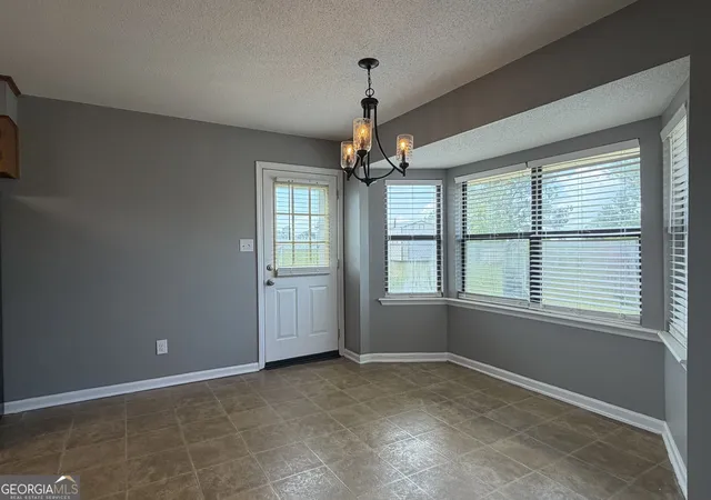 Photo 3 of Single family home for sale at 2707 Tara Heights Ct, Augusta, GA 30906 | MLS# 10826849 | Listing updated on 2026-08-29