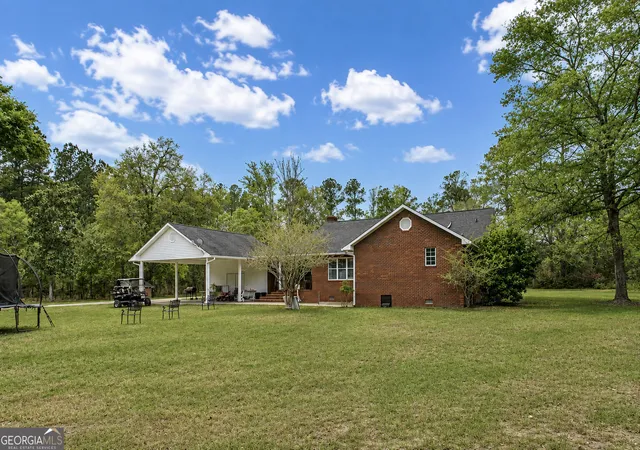 Photo 2 of Sale Pending at 752 Old Hortense Rd, Hortense, GA 31543 | MLS# 10835377 | Listing updated on 2026-09-18